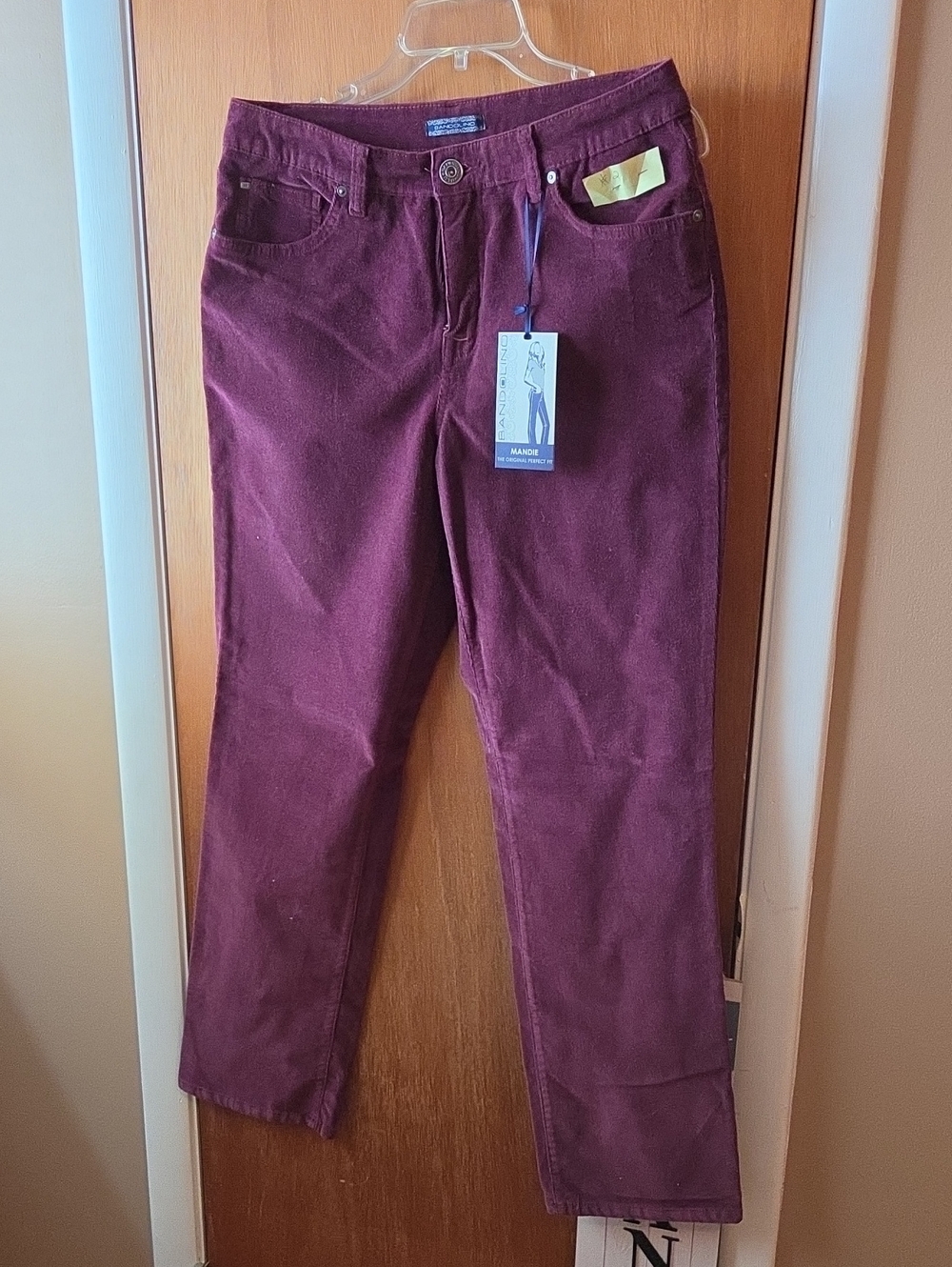 mandee Women's Plum Straight-Leg Jeans